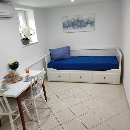Apartmán Stone House Lovric Kaštela Exteriér fotografie