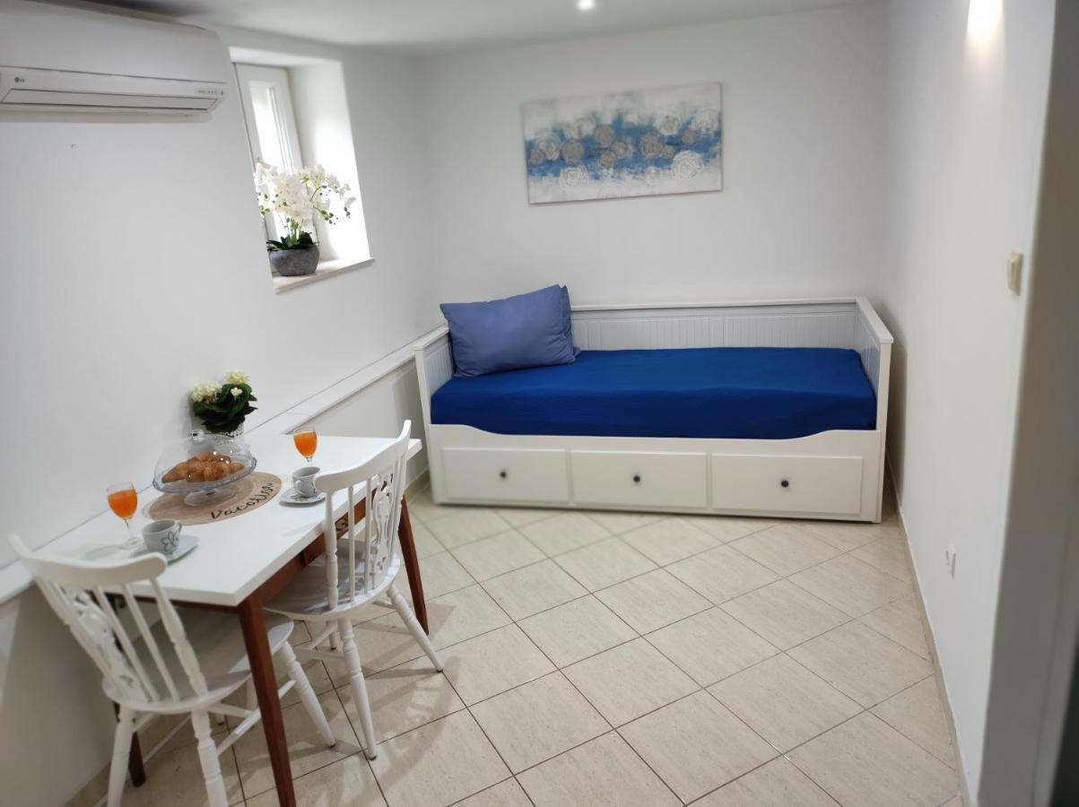 Apartmán Stone House Lovric Kaštela Exteriér fotografie
